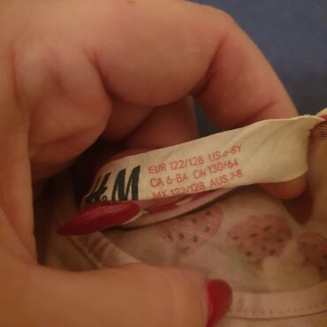 Haljine: Haljine vekicine 122 minni je 116 i njena cena je 500 din — 10