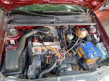 lancer 9: Volkswagen Vento: 1993 г., 1.8 л, Механика, Бензин, Седан — 10