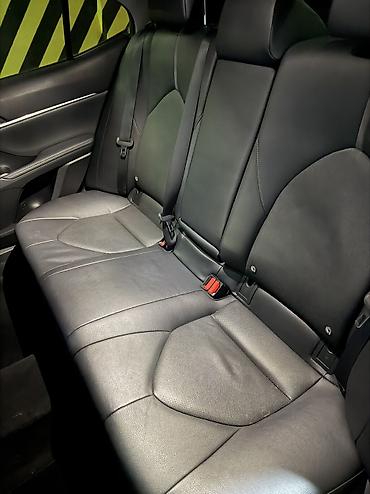 mazda cronos 626: Toyota Camry: 2023 г., 2.5 л, Автомат, Бензин, Седан — 10