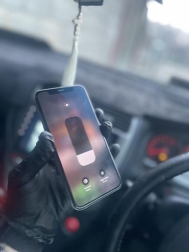 Apple iPhone: IPhone X, Б/у, 64 ГБ, Белый, 72 % — 8