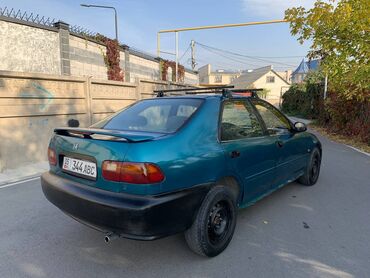 машина в росрочку: Honda Civic: 1995 г., 1.5 л, Механика, Бензин, Хэтчбэк
