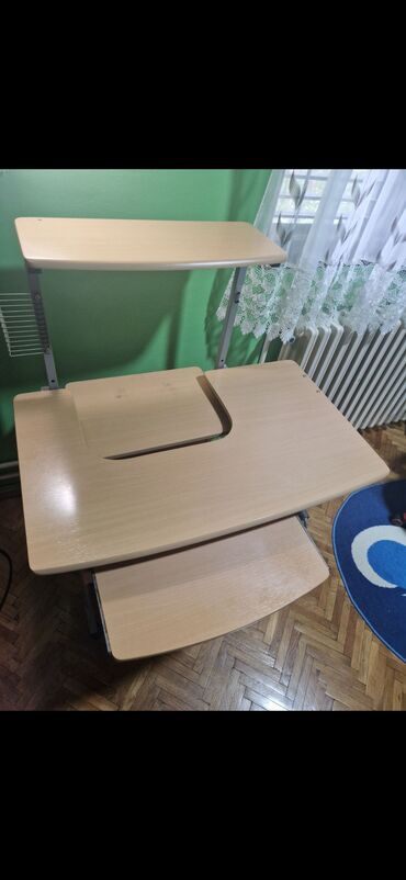 drveni stolovi na rasklapanje: Radni sto, Medijapan, Upotrebljenо