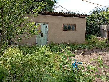 Продажа коттеджей и домов: Продаётся частный дом с благоустроенным участком. Тихая, спойная улица — 13