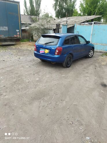 Mazda: Mazda 323: 2003 г., 1.3 л, Механика, Бензин, Хэтчбэк