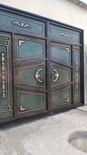 Həyət darvazaları: Salam qiymetler 650manatdan başlayır.Darvazalar rusiya i̇stehsalı olan — 24