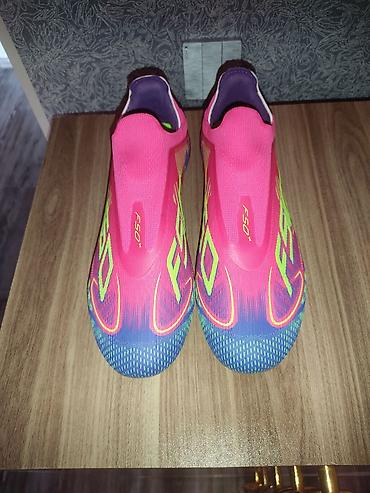 Butslar Adidas, Ölçü: 42, Yeni lalafo.az -da Butslar Adidas, Ölçü: 42, Yeni