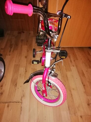 qiz velosipedler: Б/у Четырехколесные Детский велосипед Strim, 18", скоростей: 1, Самовывоз
