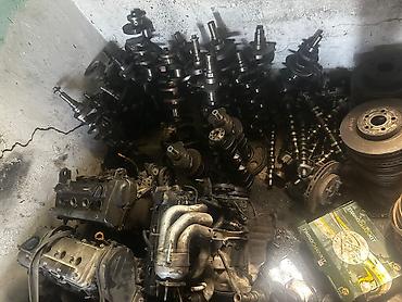 Двигатели, моторы и ГБЦ: Запчасти на двигатель на японские автомобили бу коленвал головка шатун — 5