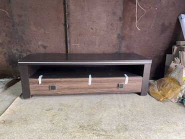 угловая мебель под телевизор: Тумба и подставка для телевизора, Напольная, ЛДСП, цвет - Коричневый