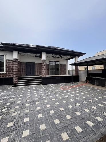 продаю дом район киркомстром: 4 комнаты, 120 м², 3 соток, Бишкек, Киркомстром Агентство недвижимости — 1