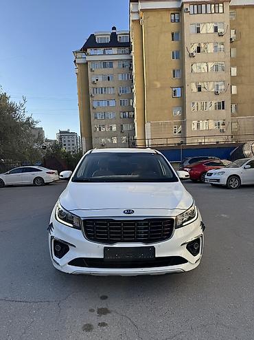 заводском: Kia Carnival: 2020 г., 2.2 л, Автомат, Дизель, Минивэн — 1