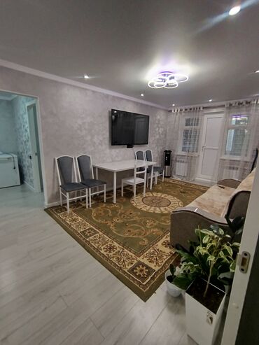 продаю квартиру 8 мкр бишкек: 3 комнаты, 58 м², 104 серия, 5 этаж, Евроремонт