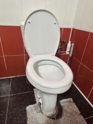 бочка цистерны: Унитаз Полго орнотуу, Колдонулган, Материалы: Керамика