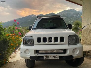 Suzuki Jimny: 1.3 l | 2002 year | 350000 km. SUV/4x4