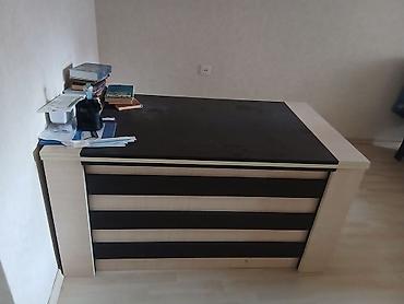 cay evi ucun divan: Ofis mebel dəsti - Rəng: açıq ağac (bej) və tünd qəhvəyi kombinasiya — 4