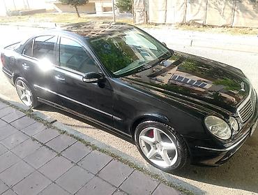 Mercedes-Benz: Mercedes-Benz E-Class sedan - Korpus: qara rəng, 4 qapı, xrom — 11