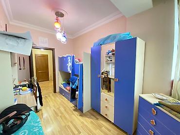 1 комнатная квартира в новостройке: 2 комнаты, Новостройка, м. Ази Асланов, 79 м² — 9