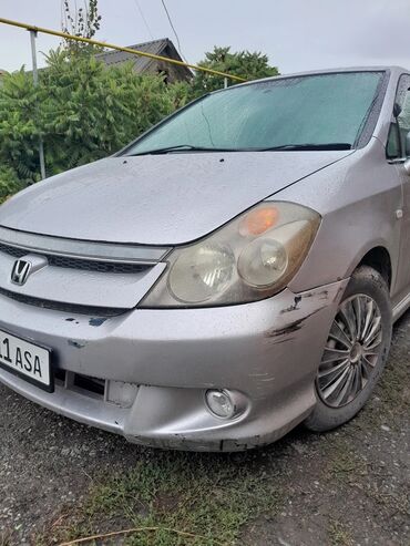 авто легковой: Honda Stream: 2003 г., Универсал