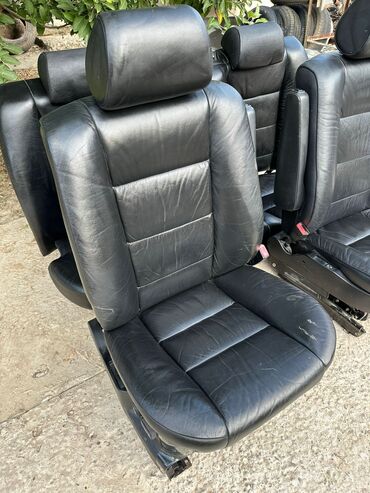 124 сиденья: Комплект сидений, Кожа, BMW 1995 г., Б/у, Оригинал, Япония