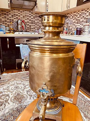 kohnə samavar: Bürünc samovar – klassik köhnə rus üslubunda, iri həcimli — 1