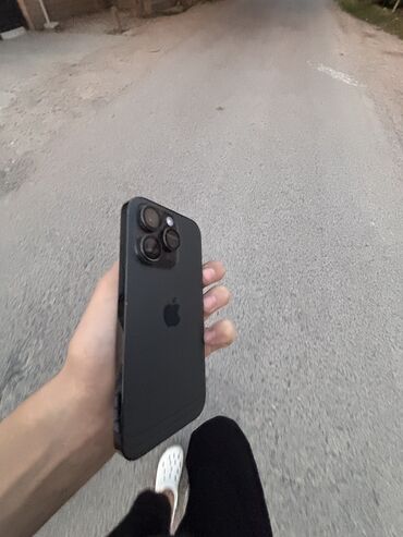 Apple iPhone: IPhone 14 Pro, Б/у, 128 ГБ, Черный, Чехол, 86 %