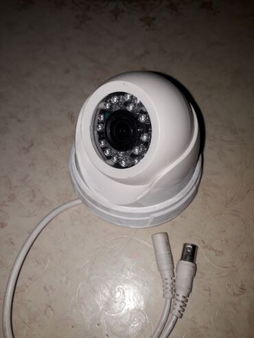 samsung videokamera: Müşahidə kamerası satılır. AHD Full HD 2mp.İçəri üçün. İşlək. İşləmiş
