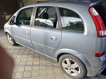 Opel: Meriva u sasvim korektnom stanju, limarijski ima tragova  od gradske — 3