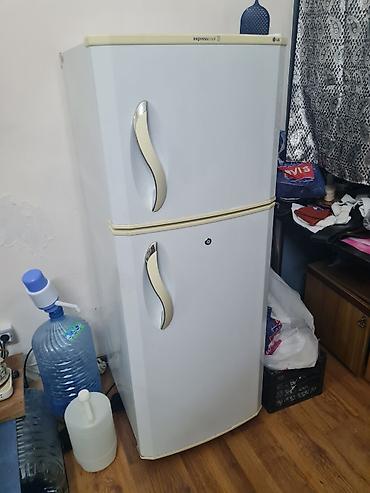 modem satilir: LG ExpressCool iki qapılı soyuducu - Üst kamera: dondurucu bölməsi — 3