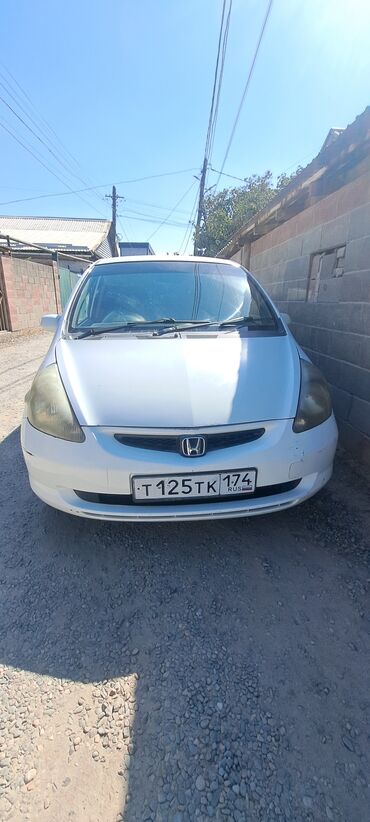 обмен шины: Honda Fit: 2002 г., 1.3 л, Вариатор, Бензин, Хэтчбэк