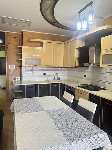 Квартиры: 4 комнаты, 210 м² — 7