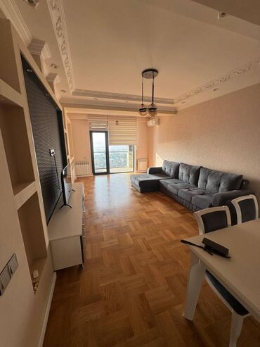 Uzunmüddətli kirayə mənzillər: Həzi Aslanov metrosu Panarama Parkda mənzil kirayə verilir. Mərtəbə — 4