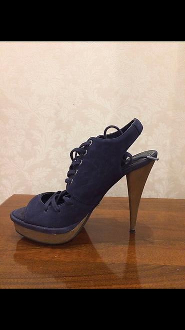 Босоножки, сандалии, шлепанцы: Zara, Размер: 35, Б/у — 2