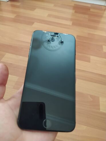 IPhone 7 Plus, 32 GB, Black Titanium, Barmaq izi