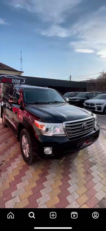 срочно продаю тайота: Toyota Land Cruiser: 2012 г., 4.6 л, Автомат, Газ, Внедорожник