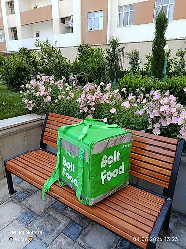 boolt food: Salam Bolt Food Cantası Satıram, Az istifadə etmişəm, Tər-Təmiz — 1
