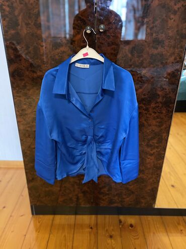 Plaşlar: 8 AZN. Cəmi bir dəfə istifadə olunub