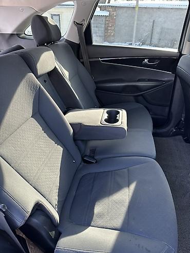 Kia: Kia Sorento: 2018 г., 2.4 л, Автомат, Бензин, Кроссовер at lalafo.kg — 11 Kia: Kia Sorento: 2018 г., 2.4 л, Автомат, Бензин, Кроссовер — 11