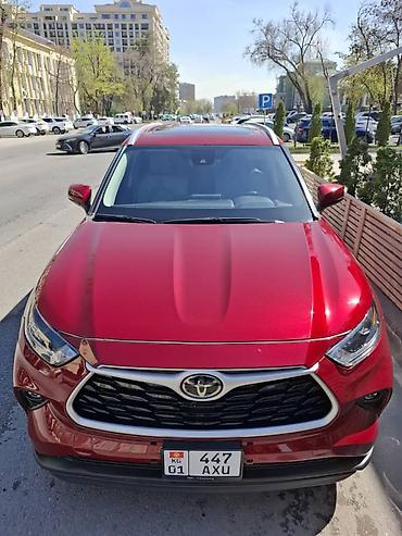 Toyota: Toyota Highlander: 2023 г., Автомат — 4