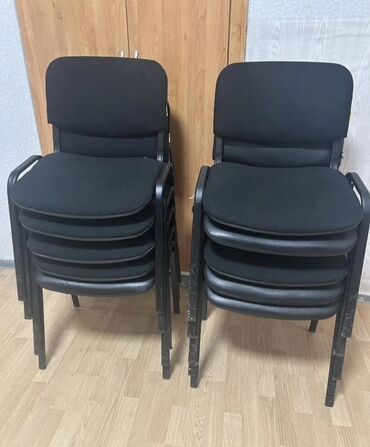 Stullar: Qonaq otağı üçün, Qatlanmayan, rəng - Qara Stul