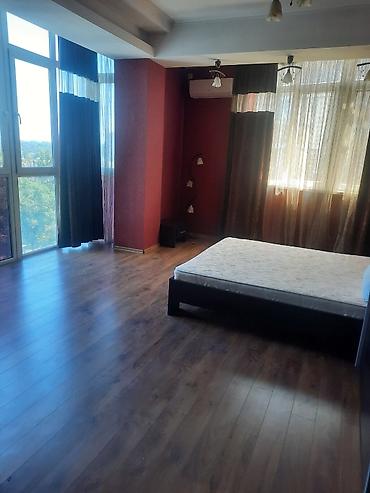 Долгосрочная аренда квартир: 3 комнаты, С мебелью полностью — 18