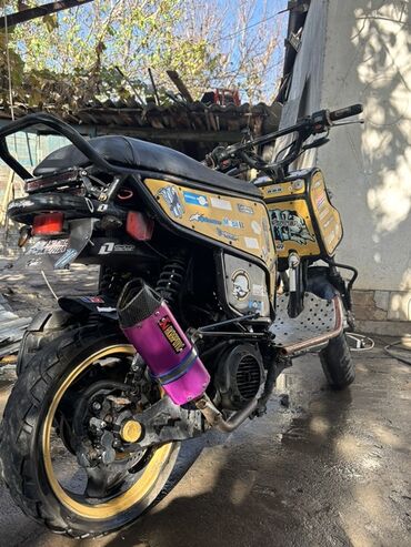 мини мапет: Кастомный скутер/мопед в стиле «ралли» Описание и особенности: -