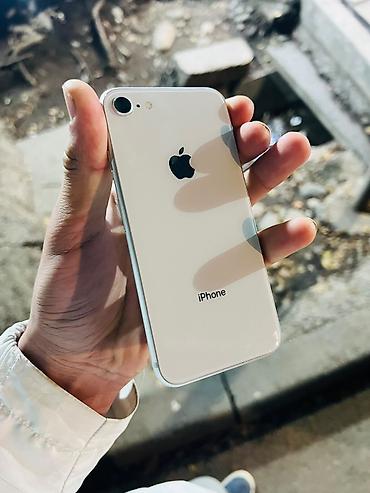 IPhone 8, Б/у, 64 ГБ, Белый, Чехол, Кабель, 74 %