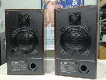 Dinamiklər və kolonkalar: İşlənmiş Radiotehnika Kolonka, Növ - Akustik, rəng - Qəhvəyi — 7