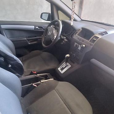 zafira b: Opel Zafira: 1.9 l | 2006 il 364000 km Van/Minivan — 4