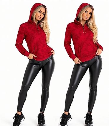 bench dukserice: Crvena ženska dukserica sa kapuljačom - Model: dukserica sa — 2