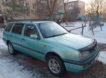 машина для женщин: Volkswagen Golf: 1994 г., 2 л, Механика, Бензин, Универсал