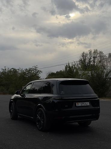 Продажа авто: Lixiang L9: 2023 г., 1.5 л, Автомат, Электромобиль, Кроссовер — 8