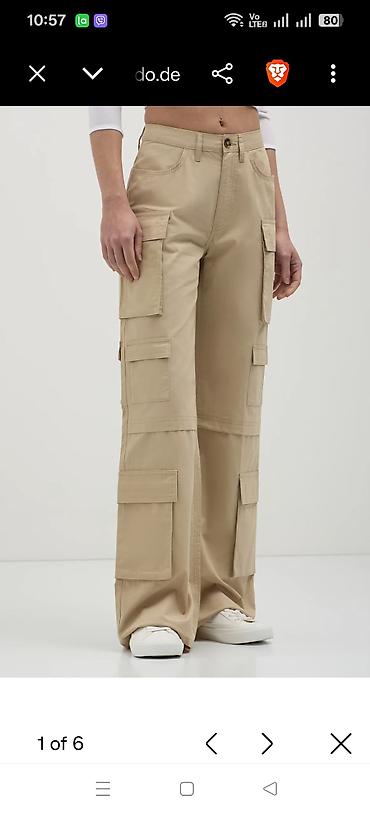 m10 pantalone: Calliope cargo jeans.
M velicina. Struk 39, duzina 103.
Bela boja — 1