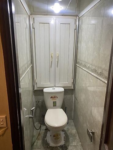kredit ev: Salam ev ecemide yerlesir metroya 5…6 delim yoldadi Oglan otaq yoldasi — 5