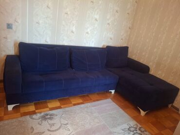 Kreslolar: Satilir 150 azn.Olcusu 250/175.unvan bileceri.Acilir+bazalidir (Gülü)